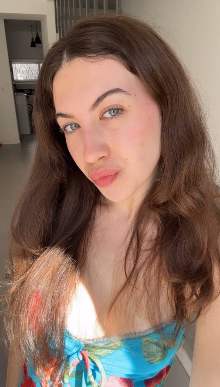 Nude girl Amber in Ibin