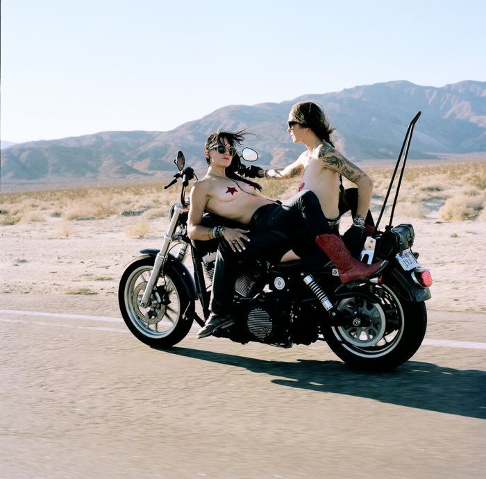 Girls on a motorcycle in Ibin